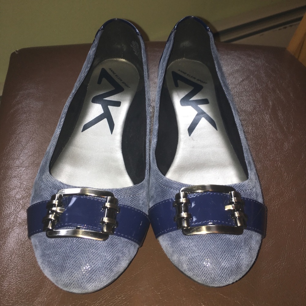 Anne Klein Flats!